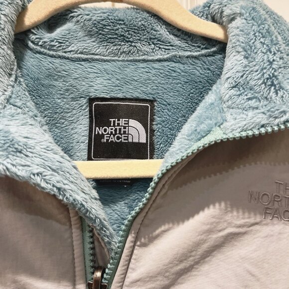 The north face fuzzy jacket teal - Picture 4 of 8